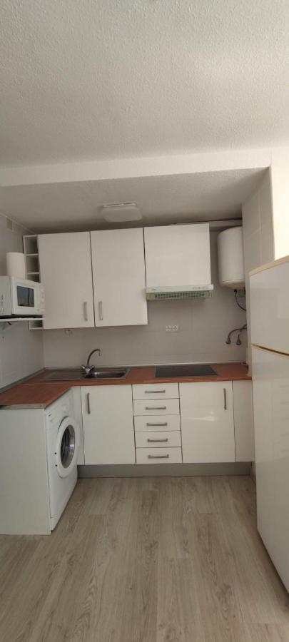 Precioso Apartamento Con Piscina Y Vistas Al Mar Mediterraneo. Appartement Benidorm